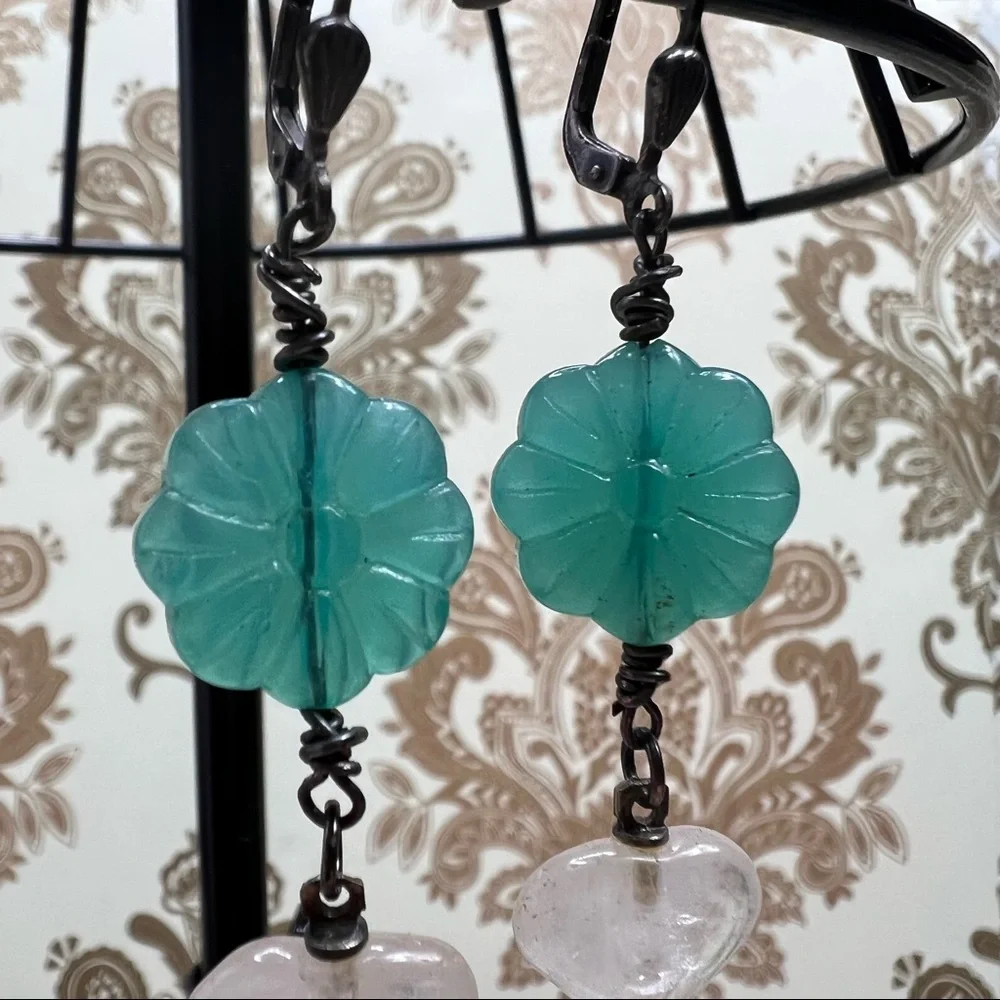 New HANDMADE Boho Green Flower & Heart Drop Earrings By NEWERATHREADS